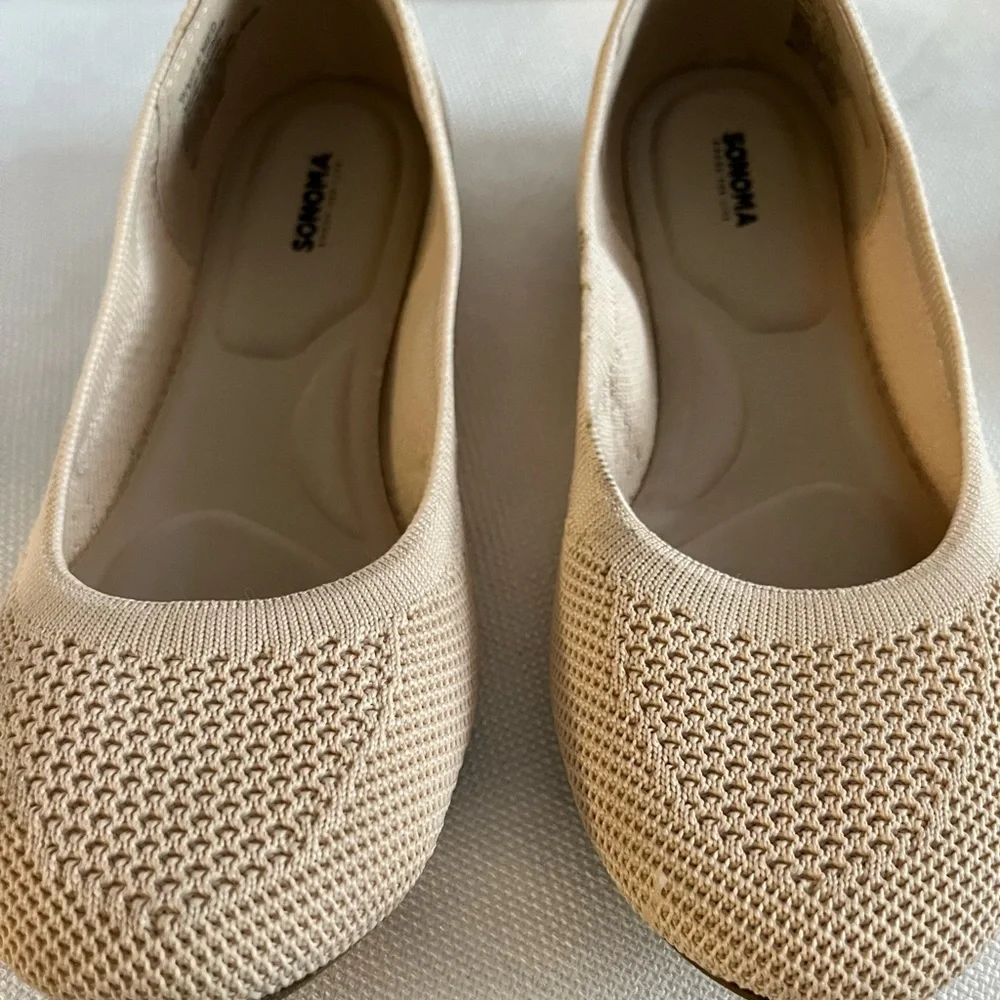 Sonoma Women's Beige Knit Flats